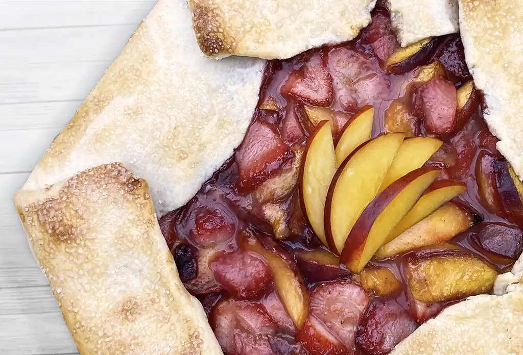 Galette de Nectarinas de California y fresas